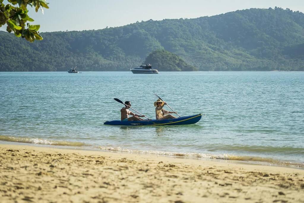 Villa Nirvana - Beachfront Tropical Chic 4Br Haven In Cape Panwa, Phuket Ban Makham Exterior foto